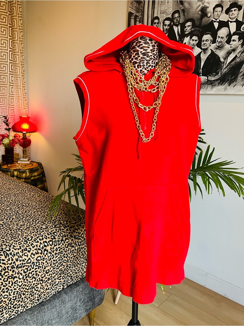 Retro Sleeveless Red Hoodie Vest
